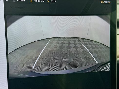 Used 2023 Tesla Model 3 Standard Range image 21