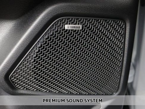 New 2026 Mitsubishi Outlander Trail Edition image 5