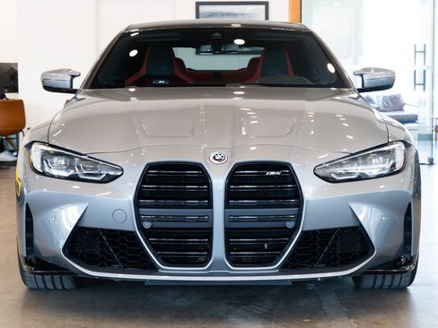 Used 2023 BMW M4 Coupe w/ Executive Package image 2