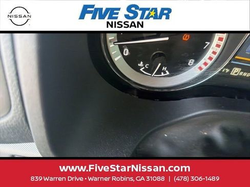 Used 2019 Nissan Titan PRO-4X w/ Pro-4x Convenience Package AWD/4WD image 18