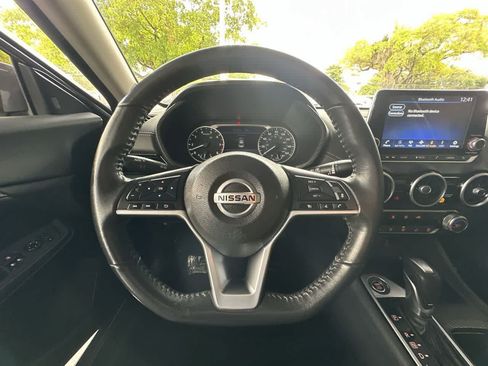 Used 2022 Nissan Sentra SV FWD image 15
