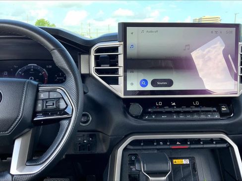 Used 2024 Toyota Tundra Limited w/ Power Package image 7