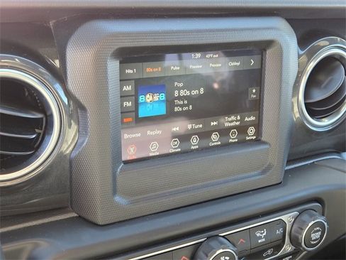 Used 2021 Jeep Wrangler Unlimited Sahara image 21