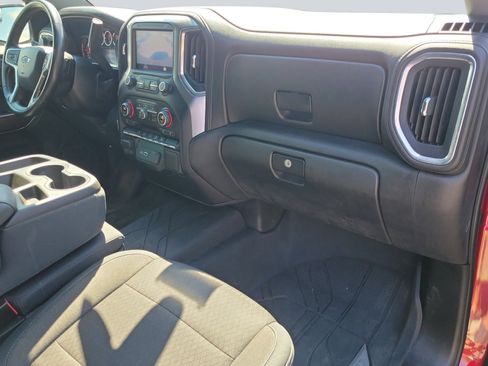 Used 2019 Chevrolet Silverado 1500 RST AWD/4WD image 37
