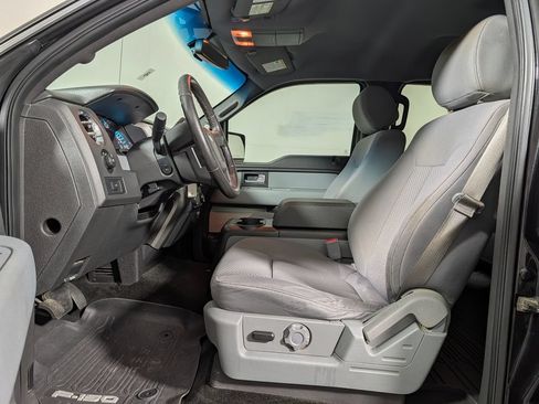 Used 2014 Ford F150 XLT w/ Equipment Group 302A Luxury RWD image 10
