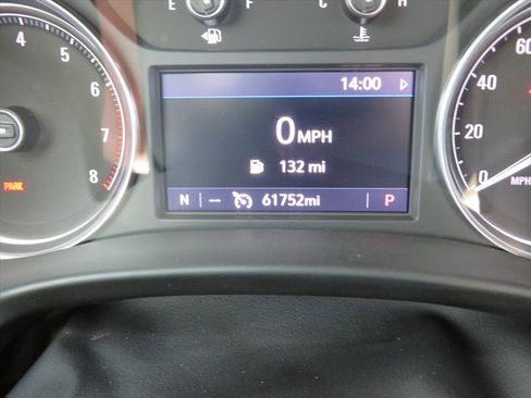 Used 2020 Buick Enclave Essence image 36