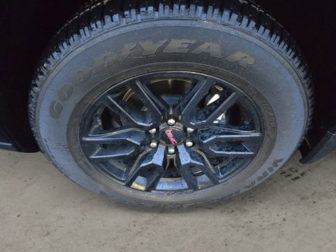 Certified 2023 GMC Sierra 1500 Elevation image 9