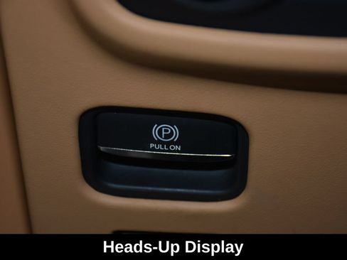 Used 2023 Jeep Grand Cherokee Summit AWD/4WD image 13