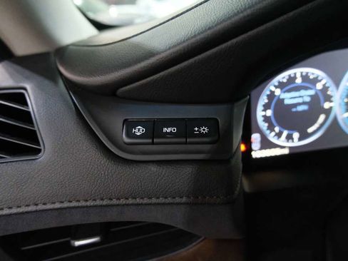 Used 2015 Cadillac Escalade ESV Premium image 39