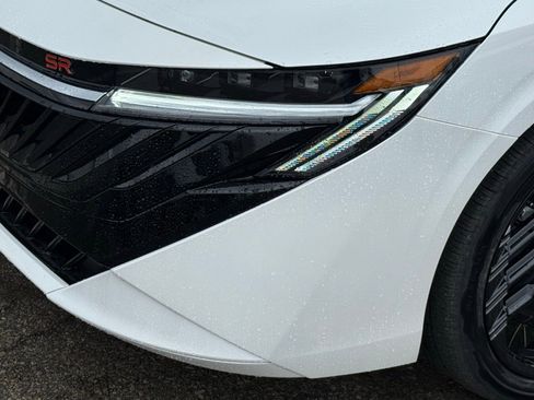 New 2026 Nissan Sentra SR image 9