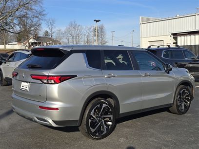 Used 2024 Mitsubishi Outlander SE