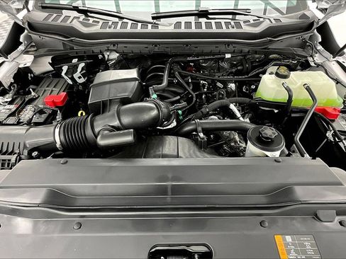 New 2025 Ford F350 XLT w/ FX4 Off-Road Package image 11