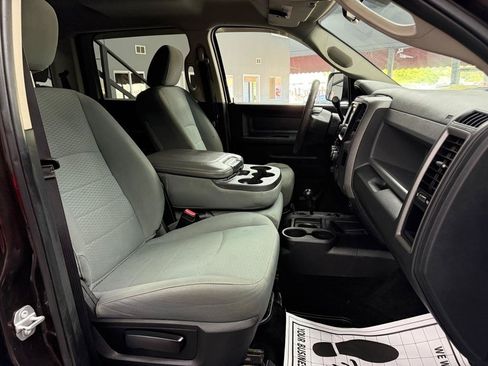 Used 2017 RAM 2500 Tradesman w/ Chrome Appearance Group AWD/4WD image 17