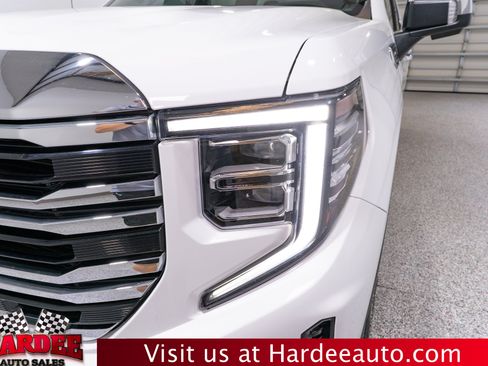 Used 2025 GMC Sierra 1500 SLT AWD/4WD image 8