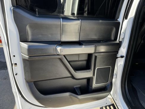 Used 2017 Ford F150 Raptor w/ Equipment Group 802A Luxury image 15