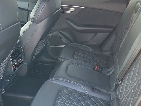 Used 2020 Audi SQ8 Premium Plus AWD/4WD image 24