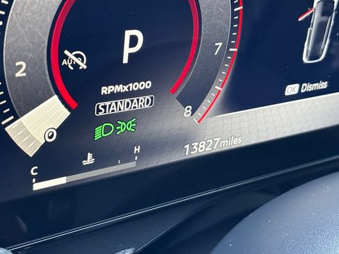 Used 2025 Nissan Kicks SR FWD image 9