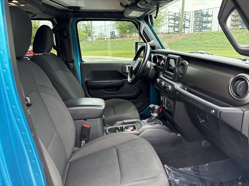 Used 2020 Jeep Wrangler Unlimited Sport S AWD/4WD image 24