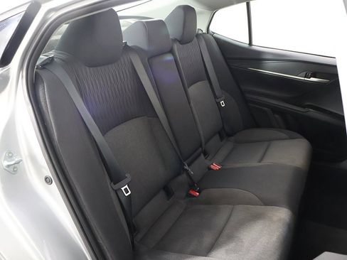 Used 2025 Toyota Camry LE image 28