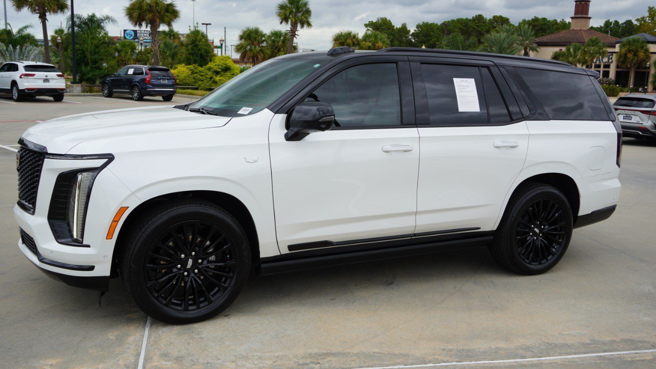 Used 2025 Cadillac Escalade Sport Platinum AWD/4WD image 5