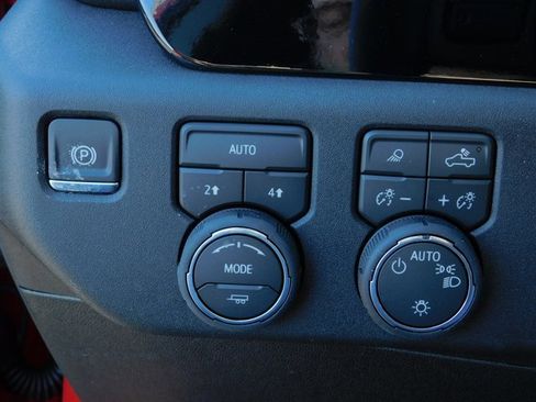 New 2026 Chevrolet Silverado 1500 LT w/ All Star Edition Plus image 33