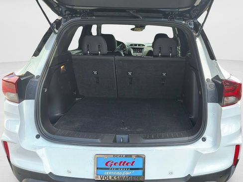 Used 2021 Chevrolet TrailBlazer RS AWD/4WD image 9