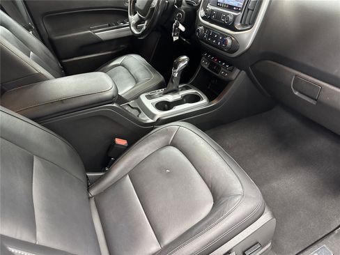 Used 2022 Chevrolet Colorado ZR2 AWD/4WD image 34