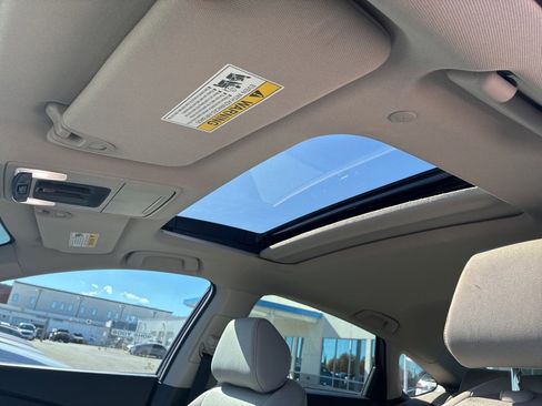 Certified 2024 Honda Accord EX image 21