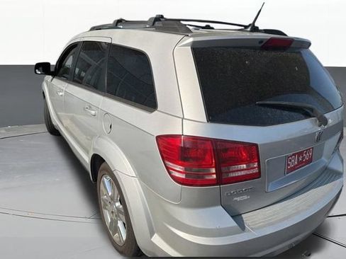 Used 2010 Dodge Journey SXT w/ Flexible Seating Group FWD image 8