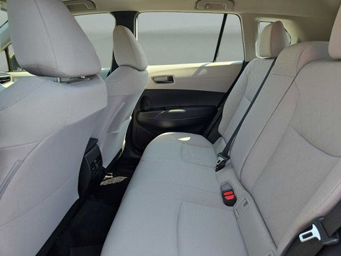 Used 2026 Toyota Corolla Cross L image 13