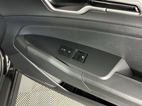 New 2026 Kia Sportage LX image 33