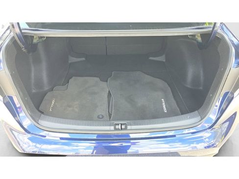 Used 2024 Toyota Corolla LE w/ LE Convenience Package image 12