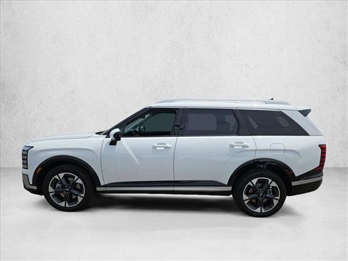 Certified 2026 Hyundai Palisade Limited AWD/4WD image 7