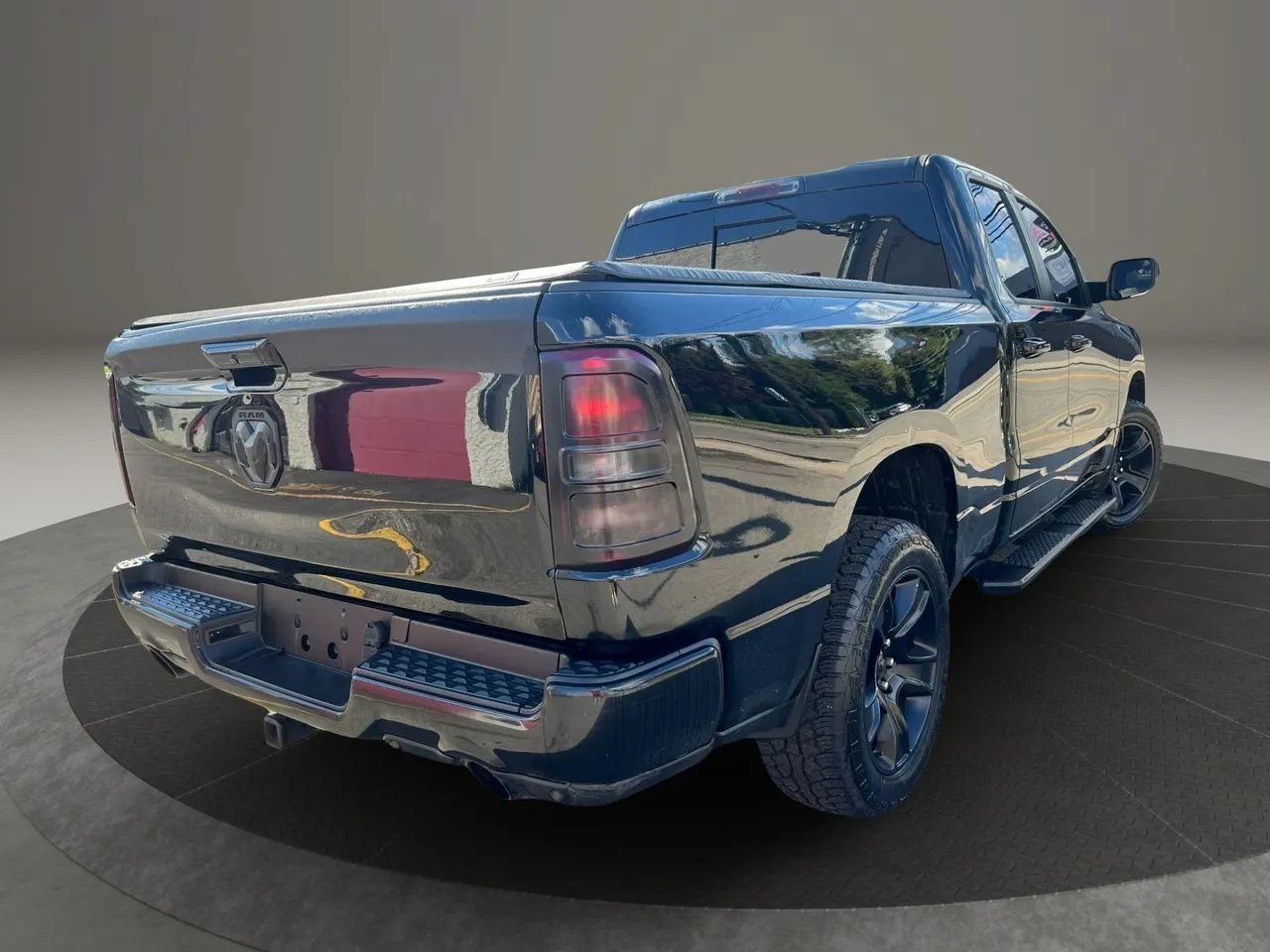 Used 2020 RAM 1500 Big Horn AWD/4WD image 5