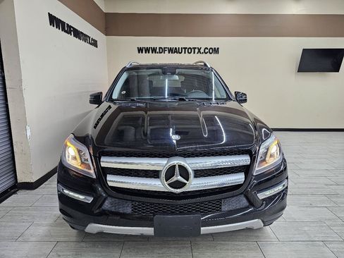 Used 2015 Mercedes-Benz GL 450 4MATIC image 3