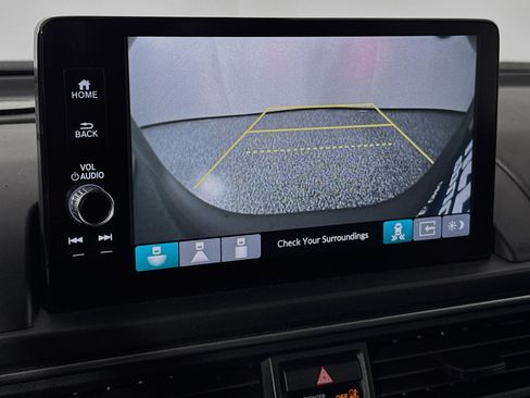 Certified 2023 Honda Pilot Touring image 14