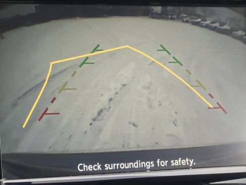 Used 2017 Nissan Murano SV image 4