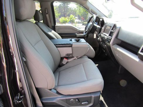 Used 2018 Ford F150 XLT w/ Equipment Group 302A Luxury image 30