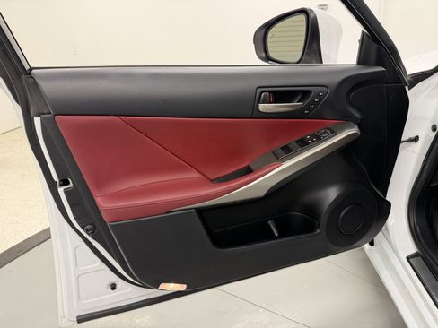 Used 2018 Lexus IS 350 F Sport image 41