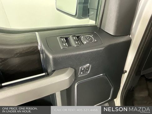 Used 2018 Ford F150 Platinum w/ Equipment Group 701A Luxury image 16