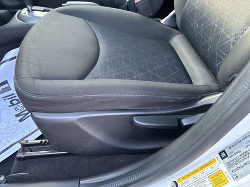 Used 2021 Chevrolet Spark LT image 12