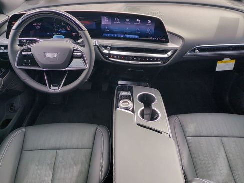 New 2026 Cadillac Lyriq Luxury image 26