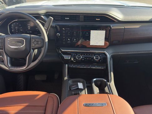 New 2026 GMC Sierra 2500 Denali Ultimate w/ Max Trailering Package image 8