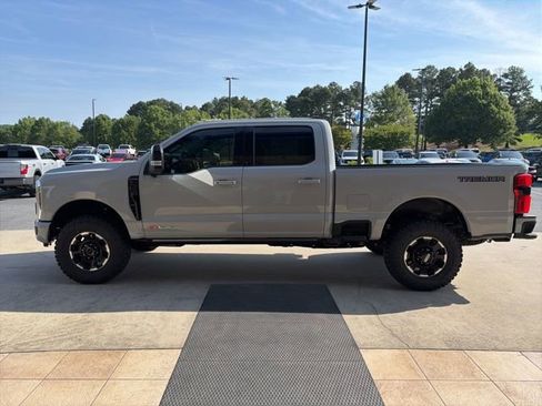 New 2026 Ford F250 Platinum w/ Tremor Off-Road Package AWD/4WD image 16