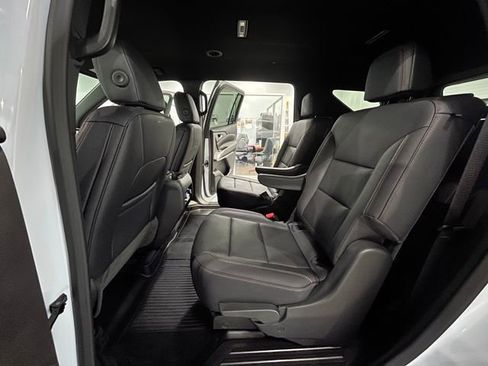 Used 2026 Chevrolet Traverse Z71 w/ Driver Confidence Package image 12