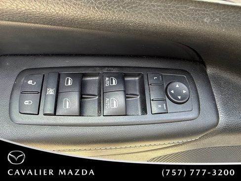Used 2015 Jeep Grand Cherokee Limited AWD/4WD image 11