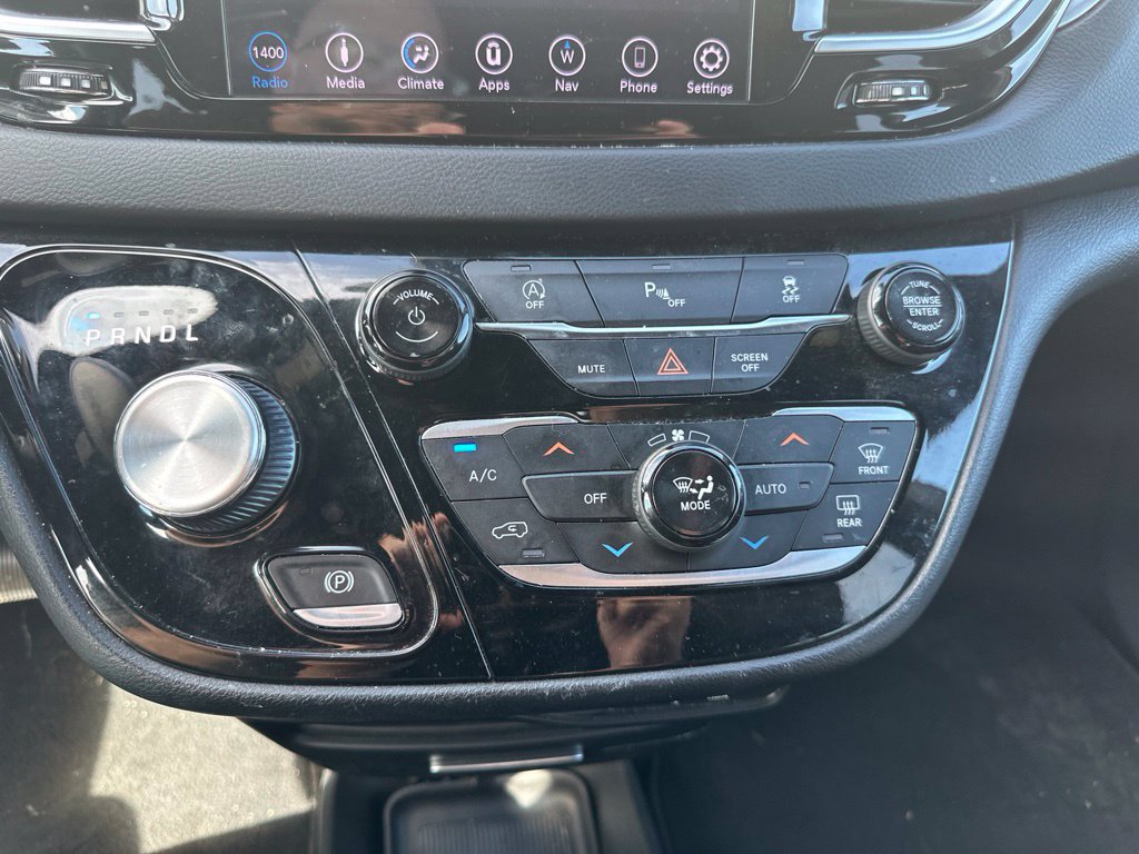 Used 2018 Chrysler Pacifica Touring Plus w/ S Appearance Package FWD image 46