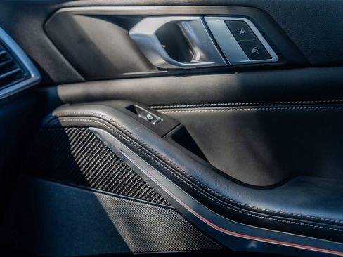 Used 2023 BMW X5 M50i w/ Executive Package image 15