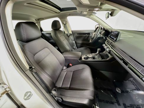 Used 2023 Honda Civic EX image 27
