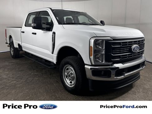 Used 2023 Ford F250 XL w/ XL Driver Assist Package AWD/4WD image 1